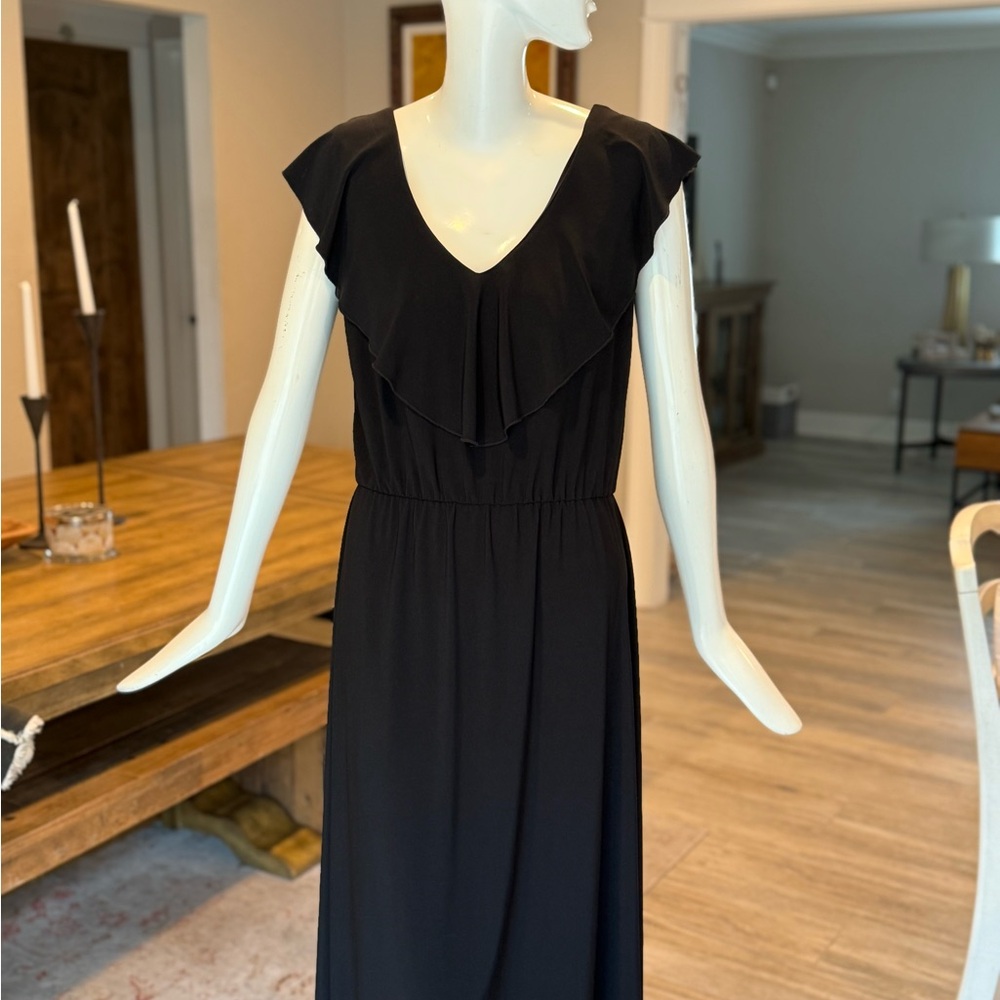 Black Ruffled V-Neck Sheath Midi Dress